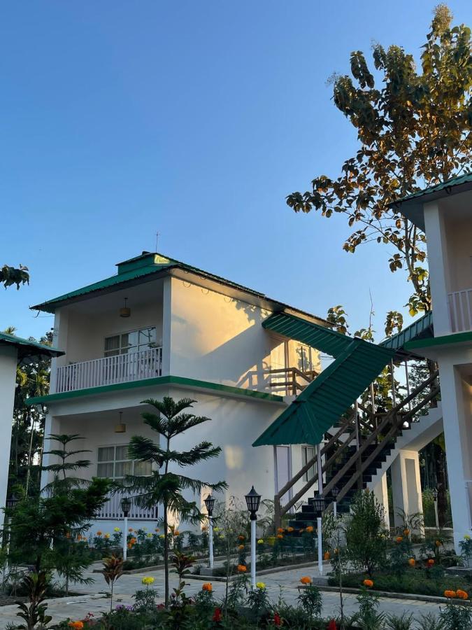 Jaldapara Forest Tourist Lodge Jftl Madari Hat Экстерьер фото