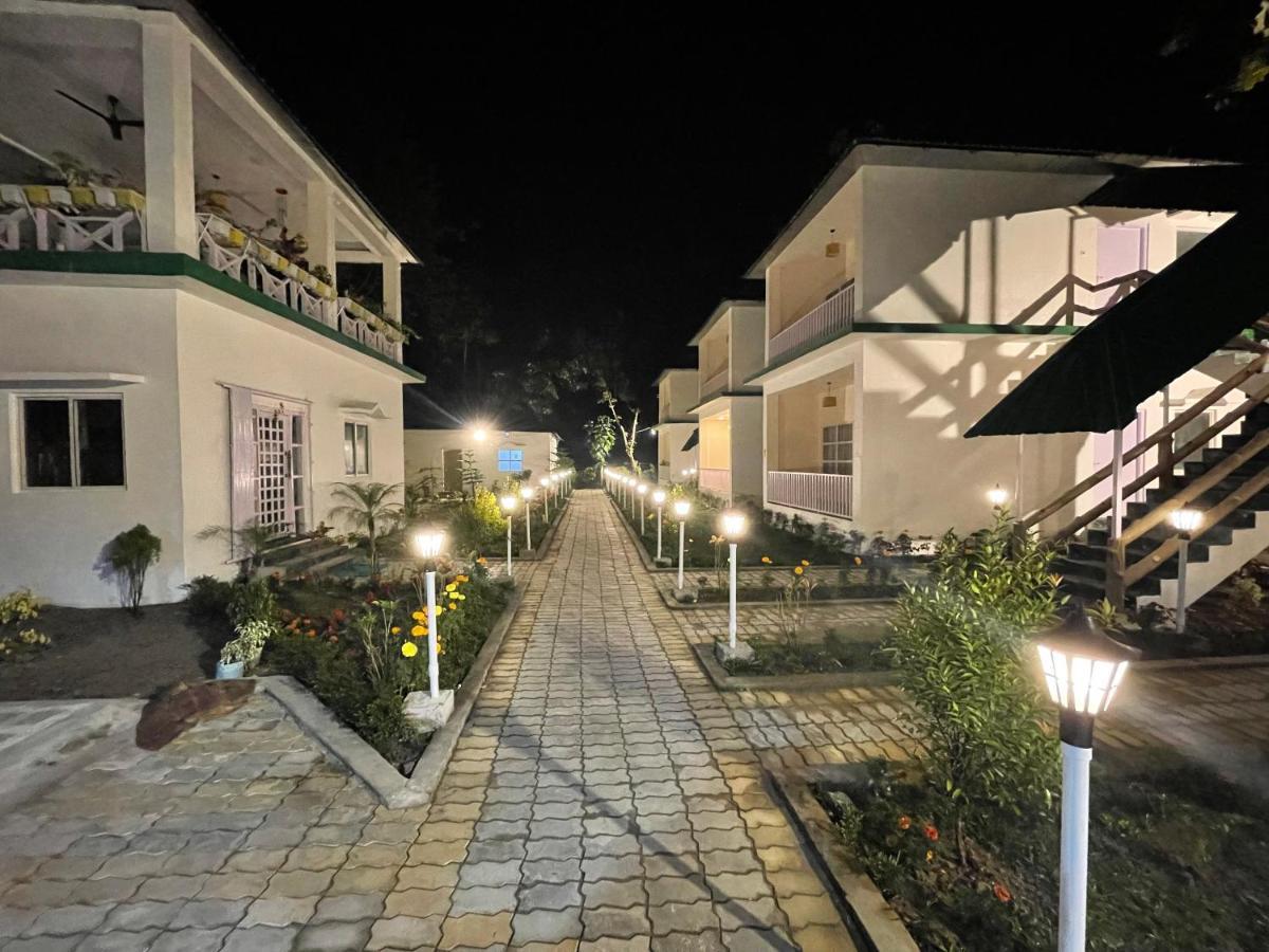Jaldapara Forest Tourist Lodge Jftl Madari Hat Экстерьер фото